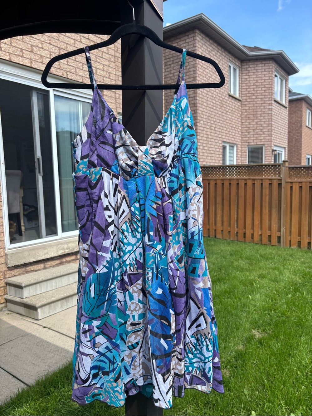 Sleeveless Tropical Print V-Neck Dress in Blue & Purple y2k retro